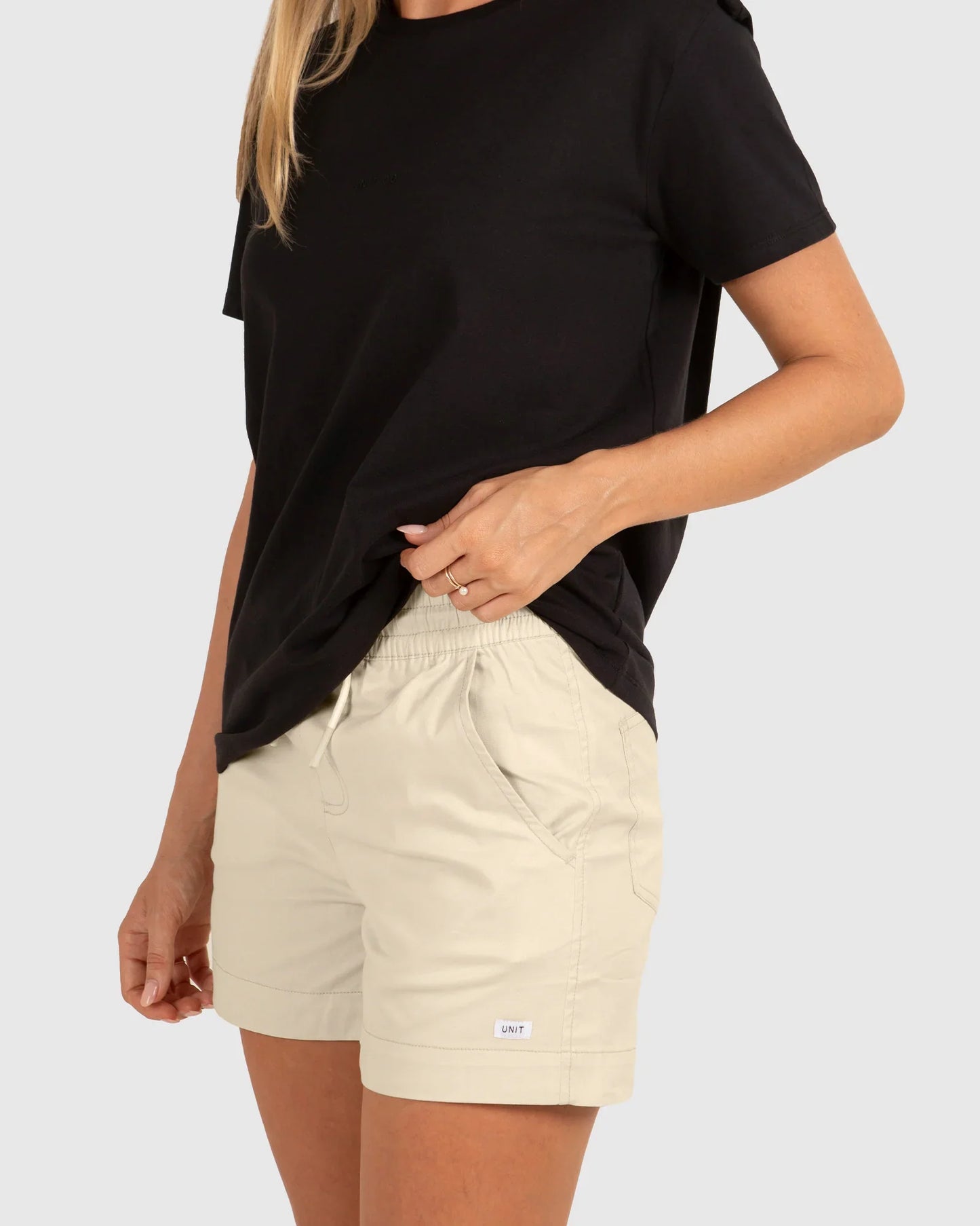 UNIT Ladies Shorts Daily Cement