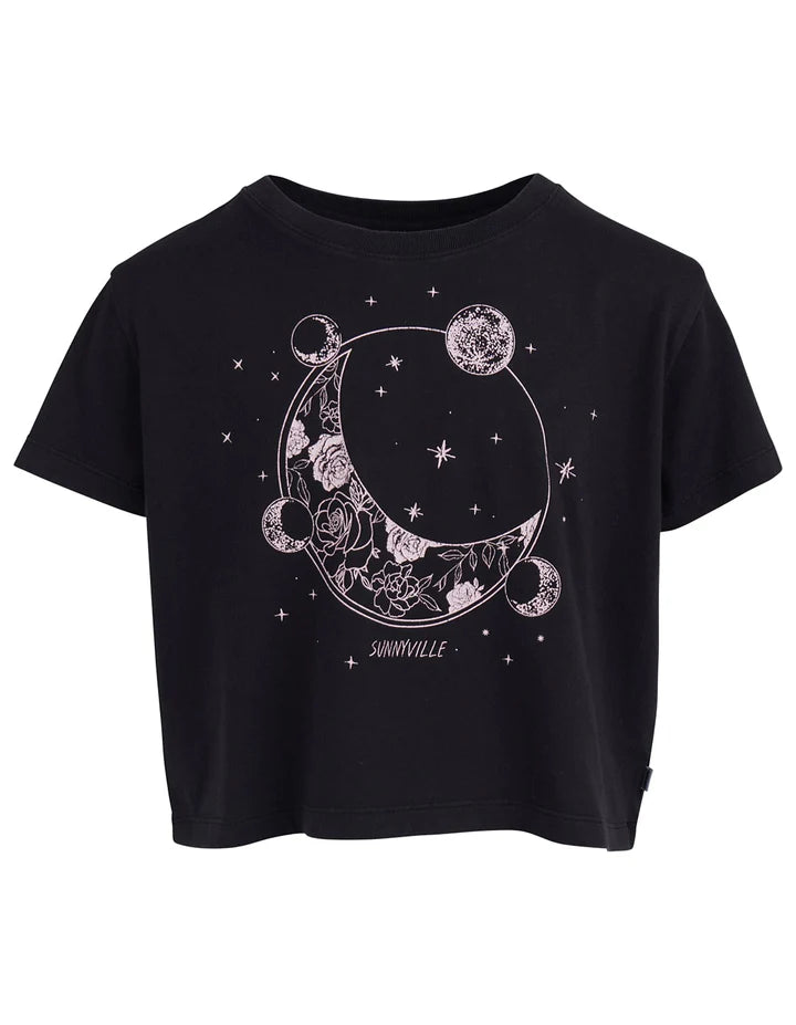 Sunnyville Luna Tee