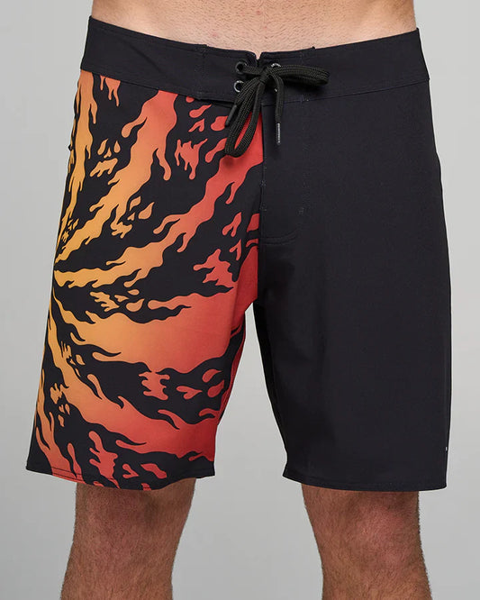 TMH SKULL SPIRAL | 18" BOARDSHORT